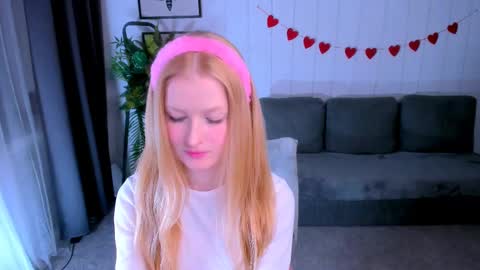Laly online show from 02/19/25, 02:23