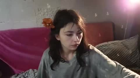 Snapshot of lama111111mama chatting on 01/19/25, 05:15 I work 5PM to 9 PM EST New York online show from 01/19/25, 05:15