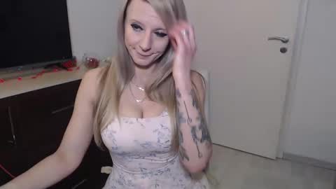 LaMadrina006 online show from 12/14/24, 12:11