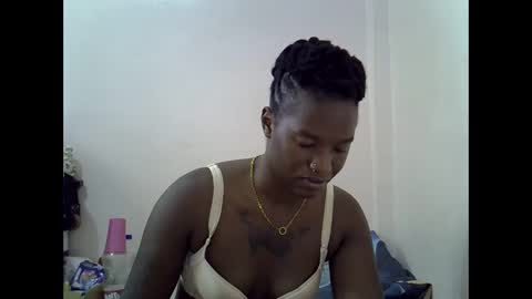 lamensha online show from 10/10/25, 08:57