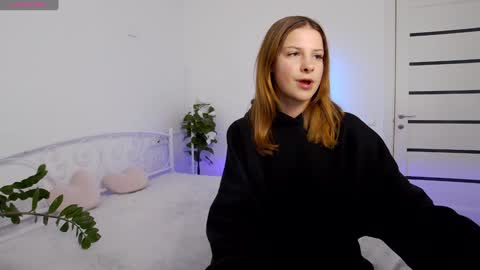 Liana online show from 12/04/24, 07:28