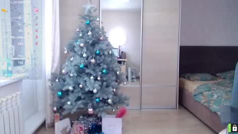 Snapshot of lana__nova chatting on 02/13/26, 06:31 Lana online show from 02/13/26, 06:31