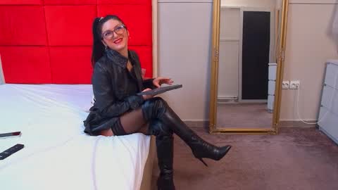 LanaBanner online show from 02/03/26, 06:22