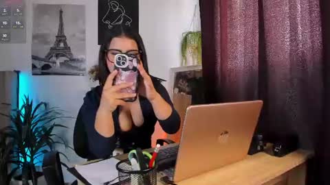  Lana  online show from 06/11/26, 07:01