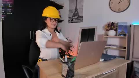  Lana  online show from 07/10/26, 07:05