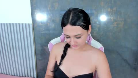 Lana online show from 10/01/25, 08:15