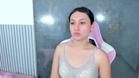 Lana online show from 10/11/25, 06:50