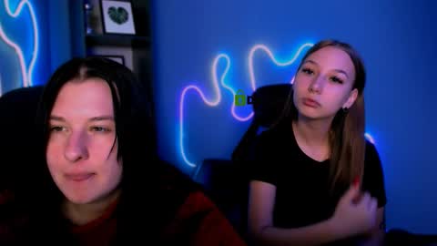lana doll2 online show from 09/17/25, 12:29