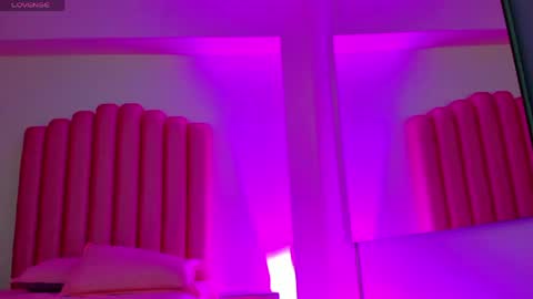 lana_fox01 online show from 06/06/26, 04:28