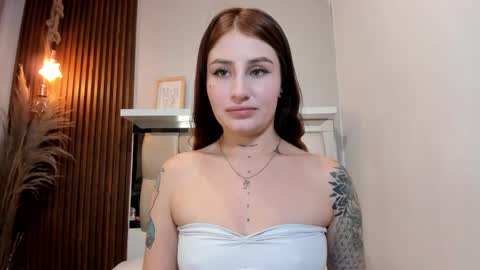 Lana     igauroraaaaaaaaa 1 online show from 01/18/25, 04:59