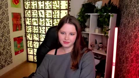 Lana online show from 10/19/25, 08:26