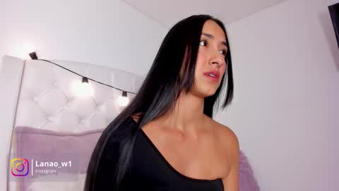 Snapshot of lana_owens1 chatting on 12/01/25, 09:42 Lana Owens online show from 12/01/25, 09:42