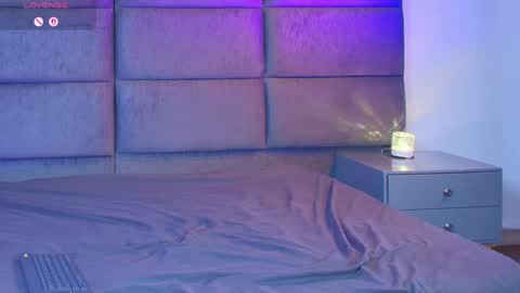 Snapshot of lana_presscot chatting on 05/15/26, 02:18 valentino moon online show from 05/15/26, 02:18