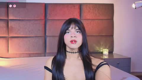 Snapshot of lana_presscot chatting on 05/24/26, 01:43 valentino moon online show from 05/24/26, 01:43
