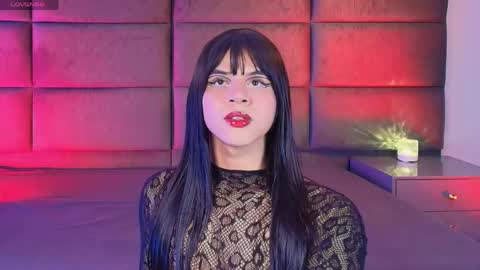 Snapshot of lana_presscot chatting on 06/07/26, 11:41 valentino moon online show from 06/07/26, 11:41