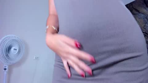lana_rey_18 online show from 01/11/25, 07:17