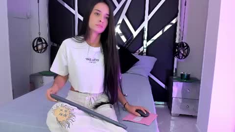 lana_rhoaades online show from 06/22/26, 11:51