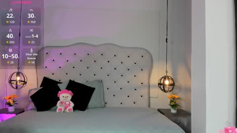 lana_rhoaades online show from 06/30/26, 11:44