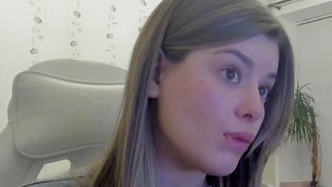 Alana online show from 01/25/25, 07:39