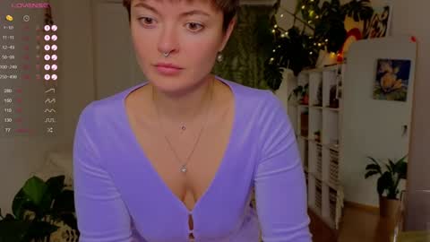 Snapshot of lana_sky chatting on 10/26/25, 05:41 Lana online show from 10/26/25, 05:41