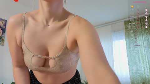 Lana online show from 11/25/25, 08:36