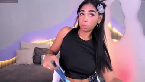 katiuska online show from 10/08/25, 04:54