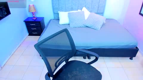          online show from 01/30/25, 03:33