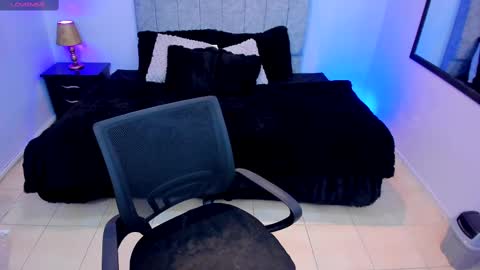           online show from 02/13/25, 04:54