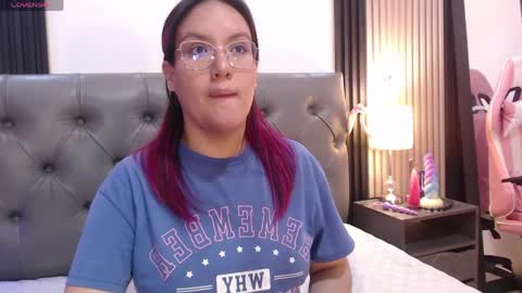 Snapshot of lana_sweett2 chatting on 06/03/26, 04:04 lana_sweett2 online show from 06/03/26, 04:04