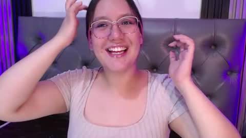 lana_sweett2 online show from 07/22/26, 03:09
