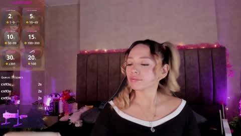 Lana online show from 06/01/26, 04:36