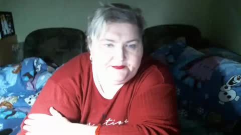 lanacat555 online show from 01/04/25, 10:34
