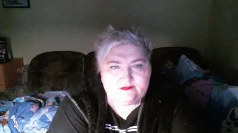 lanacat555 online show from 02/13/25, 11:04