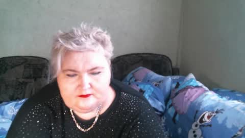 lanacat555 online show from 02/17/25, 01:32