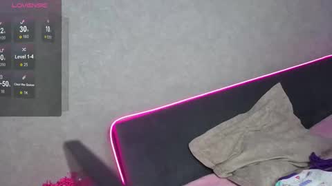 Lana online show from 09/20/25, 11:33