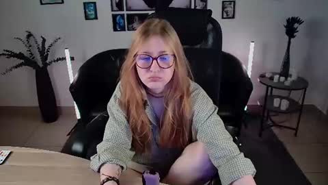 lana online show from 07/07/26, 11:03