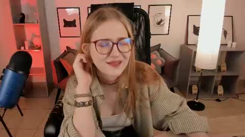 lana online show from 07/26/26, 12:56