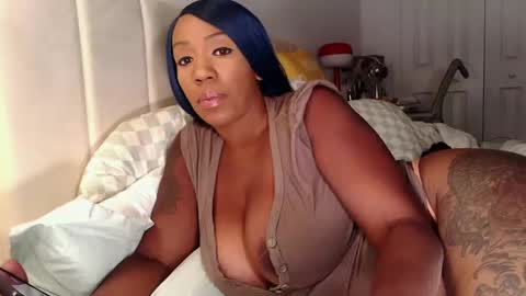 Snapshot of lanalava chatting on 09/26/25, 10:30 Lana Lava online show from 09/26/25, 10:30