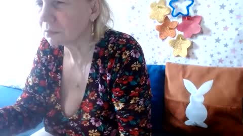 LovelyQueen online show from 06/26/26, 07:57