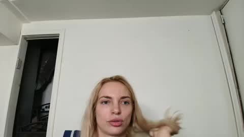 Snapshot of lanasharapovaxxx chatting on 10/31/25, 11:39 lanasharapovaxxx online show from 10/31/25, 11:39