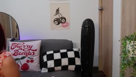 lana salome online show from 09/16/25, 11:50