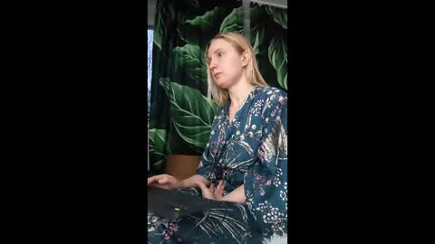 Snapshot of lanavismith chatting on 12/18/25, 06:41 LanaviSmith online show from 12/18/25, 06:41