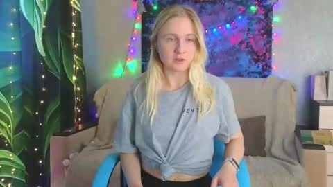 Snapshot of lanavismith chatting on 01/07/26, 07:11 LanaviSmith online show from 01/07/26, 07:11