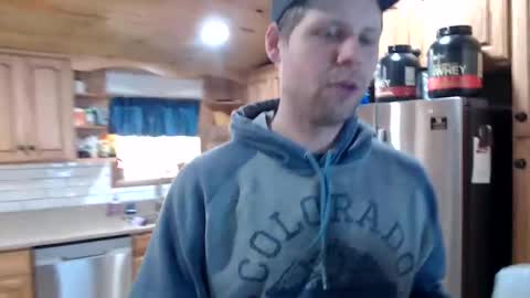 Snapshot of lancehardin chatting on 01/21/25, 03:10 Lance online show from 01/21/25, 03:10