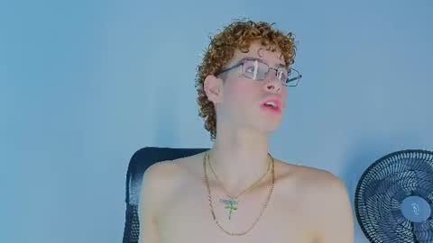 Snapshot of lancelot_grey chatting on 06/10/26, 08:52 lancelot_grey online show from 06/10/26, 08:52
