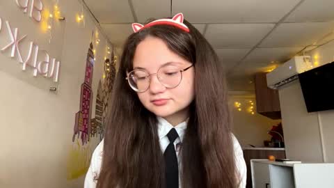 Alex online show from 10/05/25, 08:23