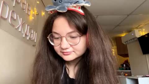 Alex online show from 10/10/25, 08:24