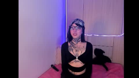 Lani Bloom  online show from 10/30/25, 12:34