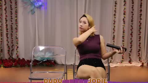 Snapshot of lankwaifong_cindy chatting on 04/09/26, 06:19 lankwaifong_cindy online show from 04/09/26, 06:19