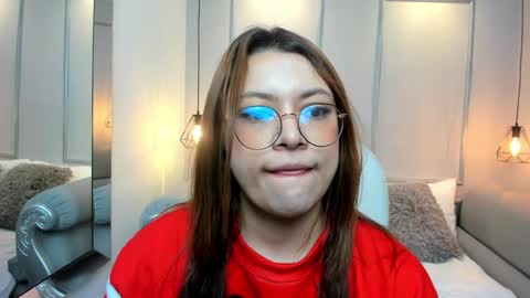 Lanna online show from 12/26/24, 11:54